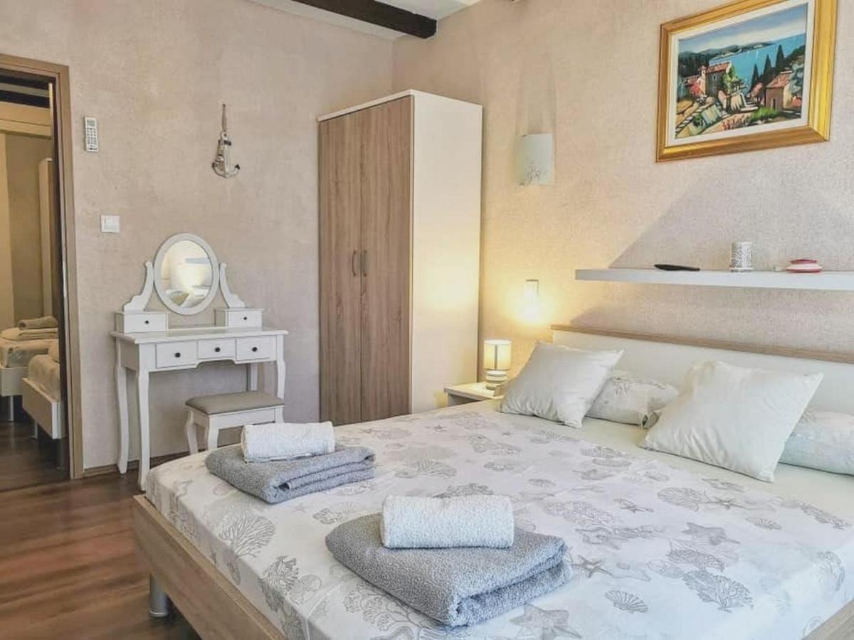 Apartments Palma Bed & Breakfast Medulin Ngoại thất bức ảnh