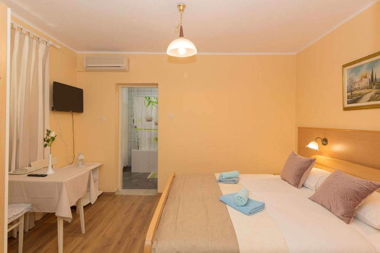 Apartments Palma Bed & Breakfast Medulin Ngoại thất bức ảnh
